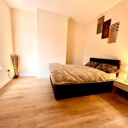 Relax Dotcom Apartamento Manchester Exterior foto